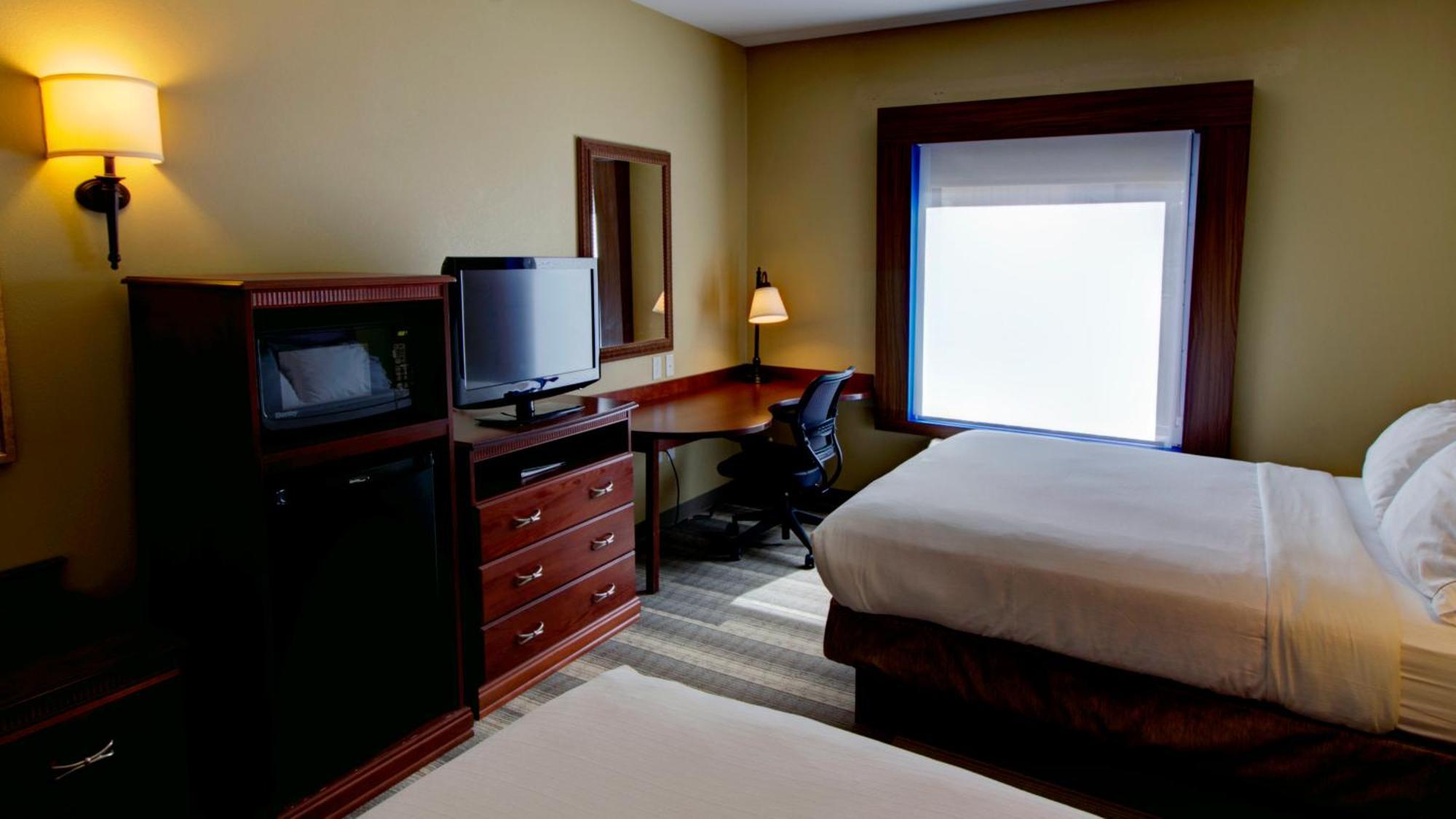 Hotel Express & Sioux City-south By Ihg 2*