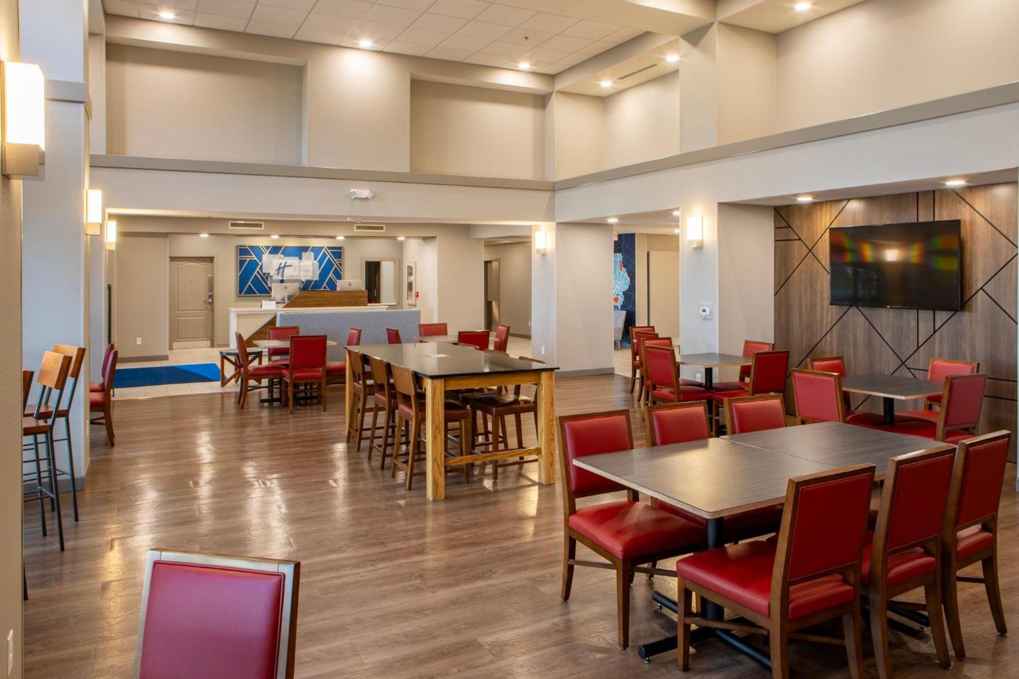 Express & Sioux City-south By Ihg Hotel